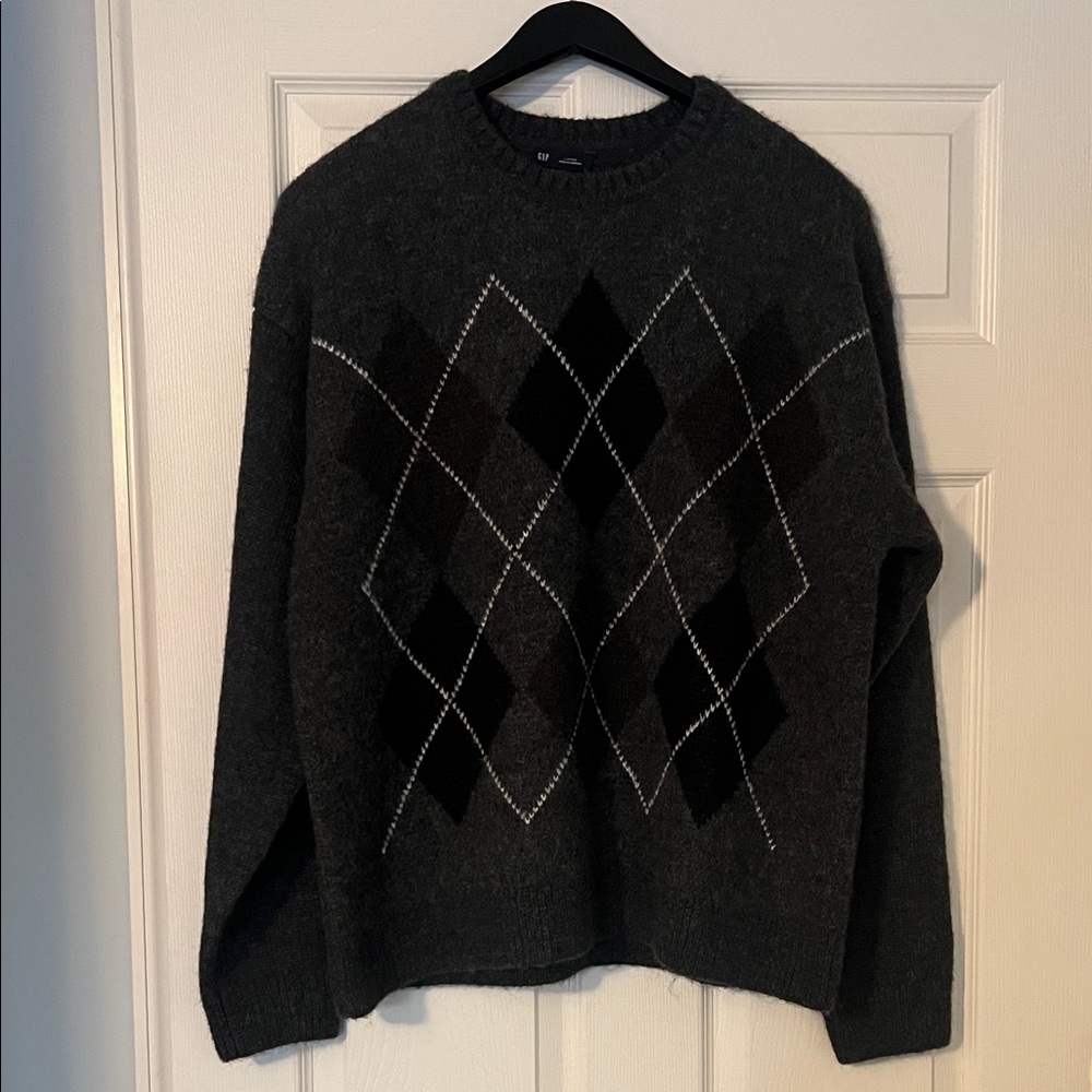 Gap Classic Dark Gray Argyle Crewneck Sweater
